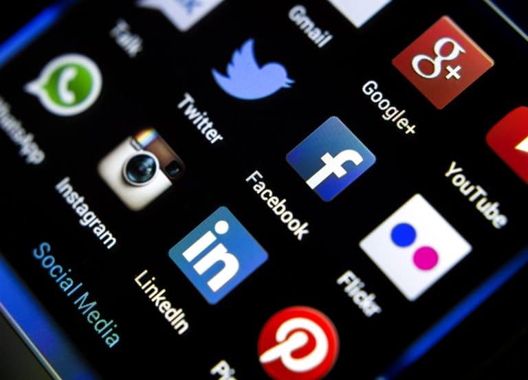 Zoom sur la statistique des utilisateurs de mobiles sur les réseaux sociaux