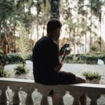 Comment les mobiles et les objets connectés révolutionnent-ils nos interactions ?